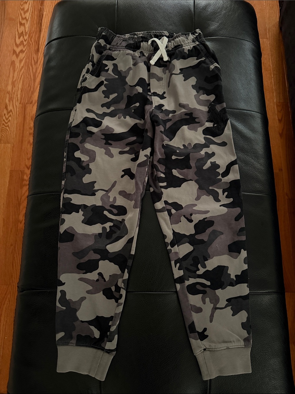 Polo Ralph Lauren Boy’s Gray Camo Jogger Pants size small